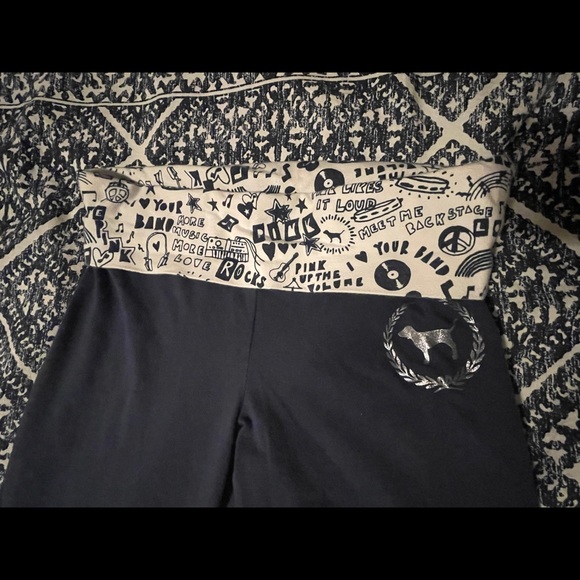 Ladies VS leggings size large - Picture 3 of 6